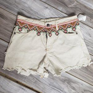 New we the free cream  embroider print distressed short 0 Junior 25"